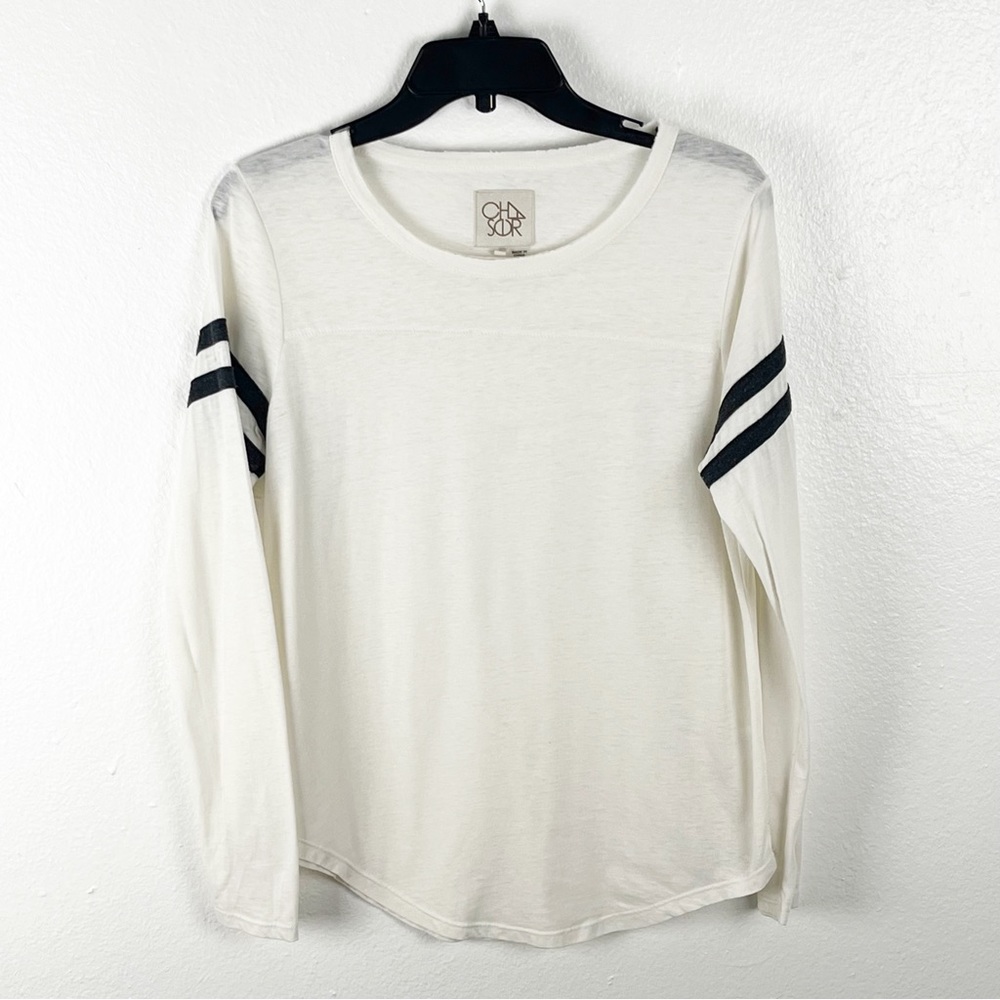 CHASER Sheer Lightweight Long Sleeves Round Hem Baseball Tee, Size Medium
